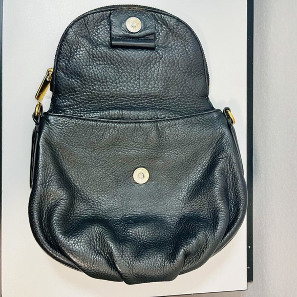 Marc by Marc Jacobs Classic Q Natasha Crossbody Blk Pebbled Leather w Adj Strap - Picture 7 of 16